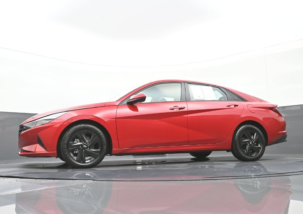 Certified Used 2022 Red Hyundai SEL image 36