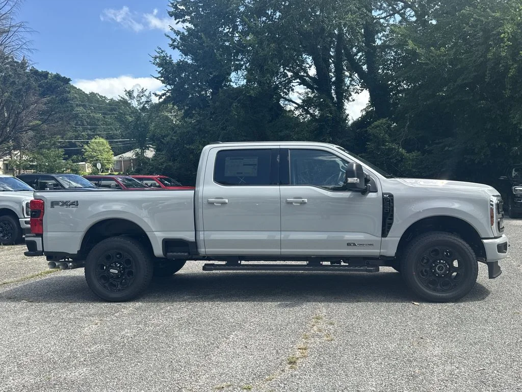 New 2026 Avalanche Ford F-250® XLT image 8