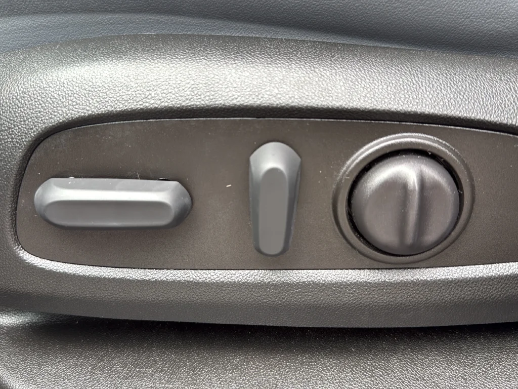 Used 2023 Gray Buick Essence image 14