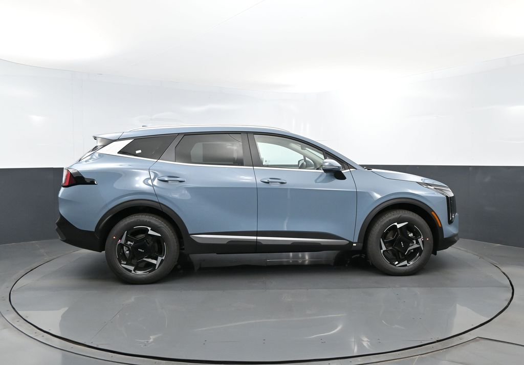 New 2026 Heritage Blue Kia EX image 4