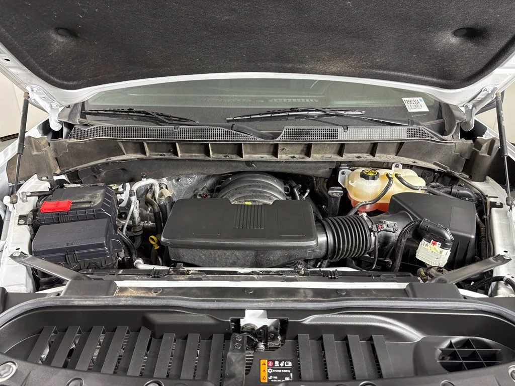 Used 2023 SUMMIT WHITE Chevrolet RST image 43