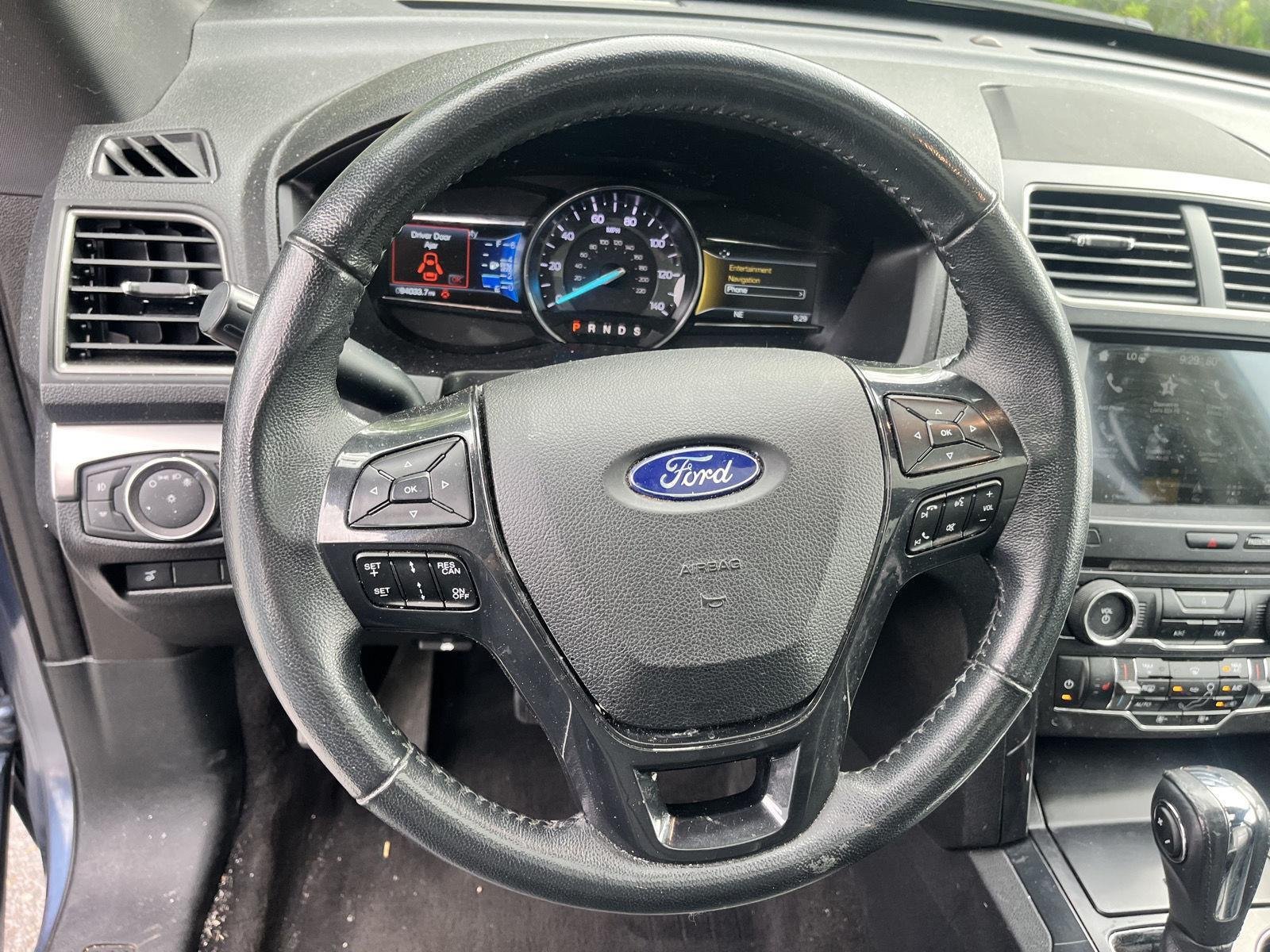 Used 2018 Blue Ford XLT image 25