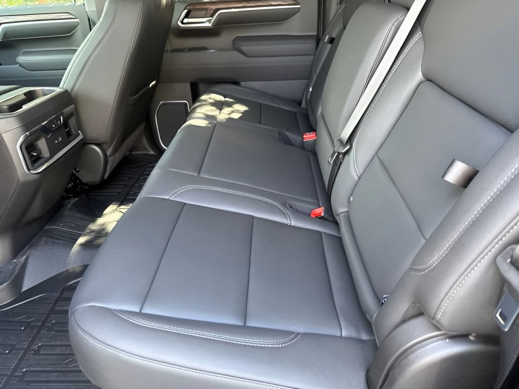 2026 GMC Sierra 1500 SLT - Photo 25