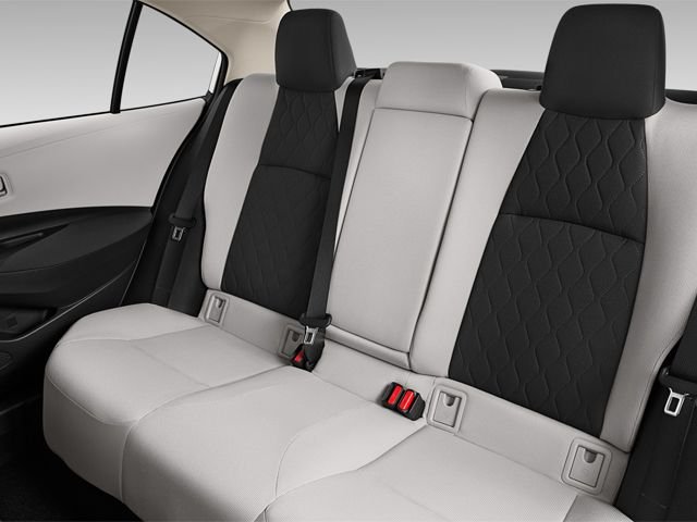 2024 Toyota Corolla Cross LE - Photo 11