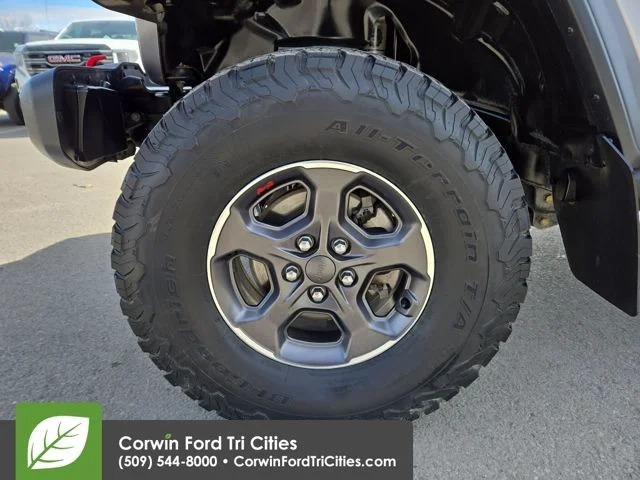 Used 2020 Billet Silver Metallic Clearcoat Jeep Rubicon image 7