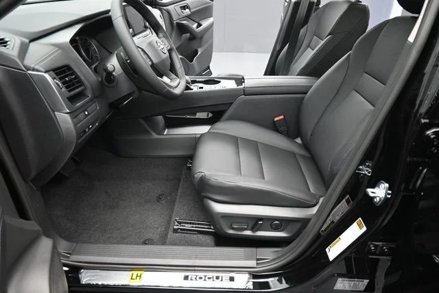 New 2026 Black Nissan Dark Armor image 30