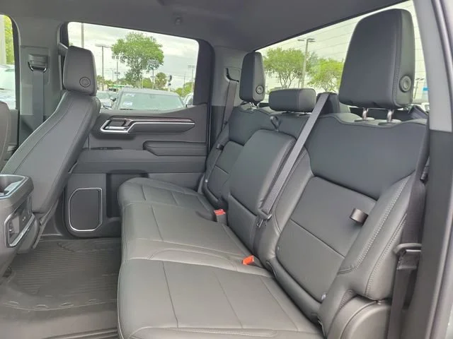 2026 Chevrolet Silverado 1500 LTZ - Photo 15