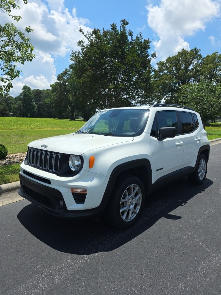 2022 Jeep Renegade Latitude 4x4's photo