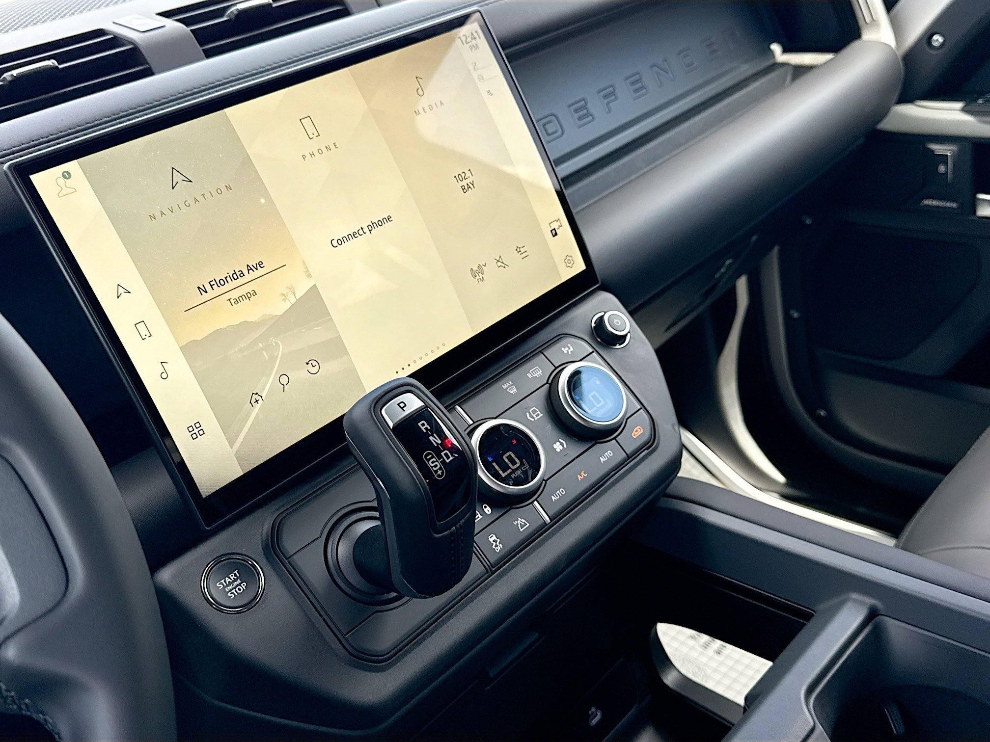 2026 Land Rover Defender S - Photo 29