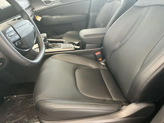 New 2026 Ebony Black Kia EX image 15