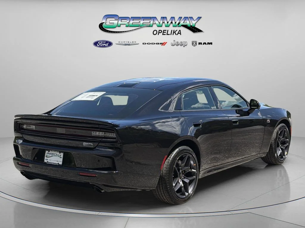 New 2026 Diamond Black Crystal Pearlcoat Dodge R/T Scat Pack image 7
