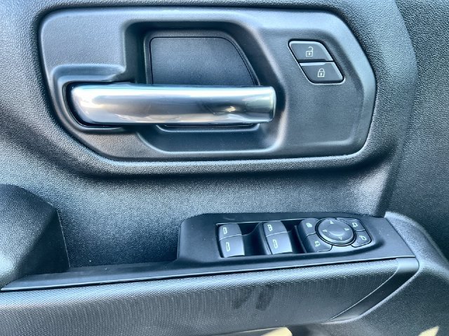 2026 Chevrolet Silverado 2500 HD photo 23 of 41