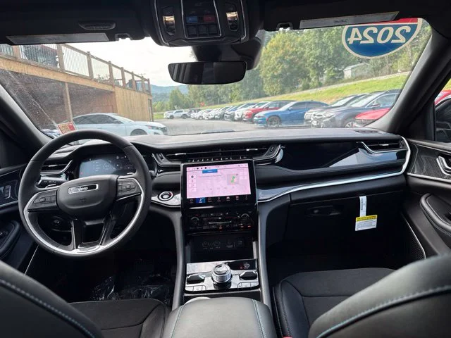 2024 Jeep Grand Cherokee Trailhawk 4xe - Photo 15