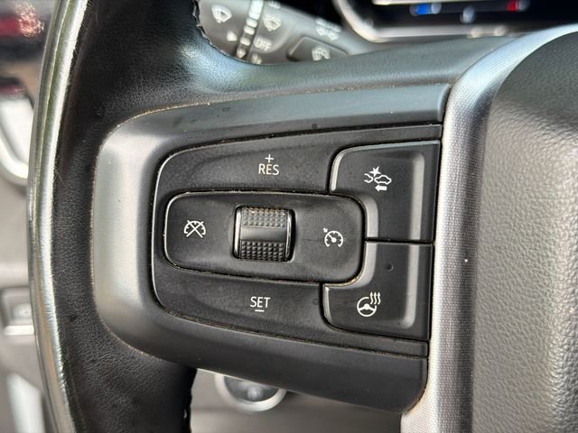 Used 2024 White GMC SLT image 24