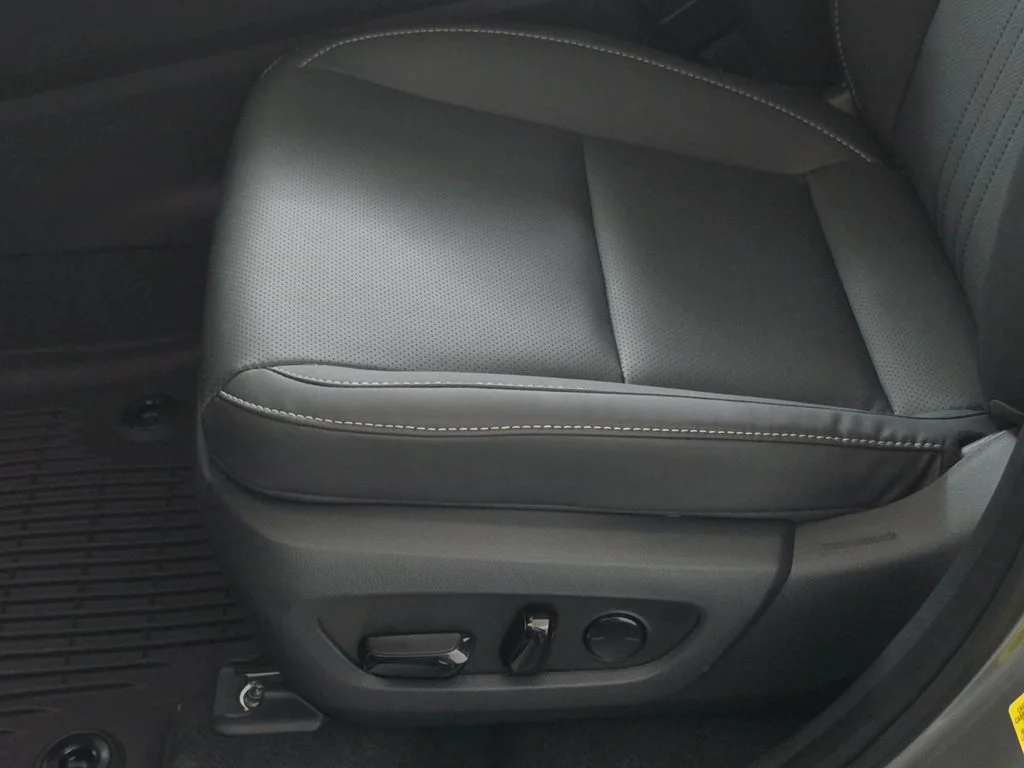 New 2026 Atomic Silver Lexus PREMIUM image 27