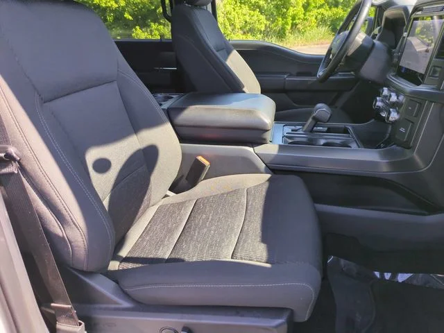 Used 2024 White Ford XLT image 33