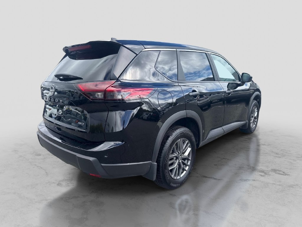 Used 2026 Black Nissan S image 7