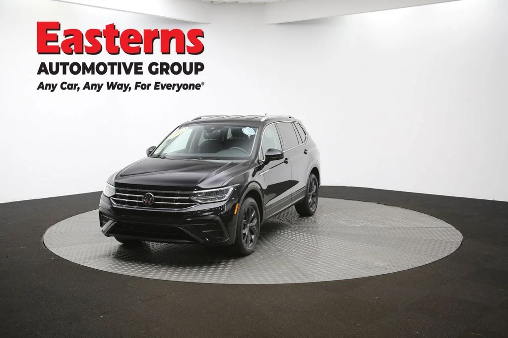Used 2023 Black Volkswagen 2.0T SE image 53