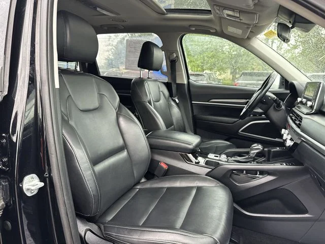 Used 2021 Black Kia S image 28