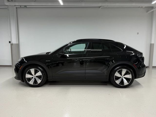 Certified 2024 Porsche Macan Base with VIN WP1AA2XA1RL003573 for sale in White Plains, NY