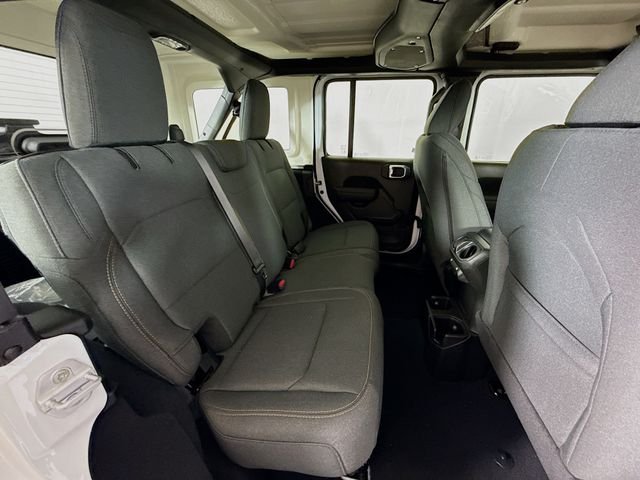 New 2026 Bright White Clear-Coat Exterior Paint Jeep Sport image 24