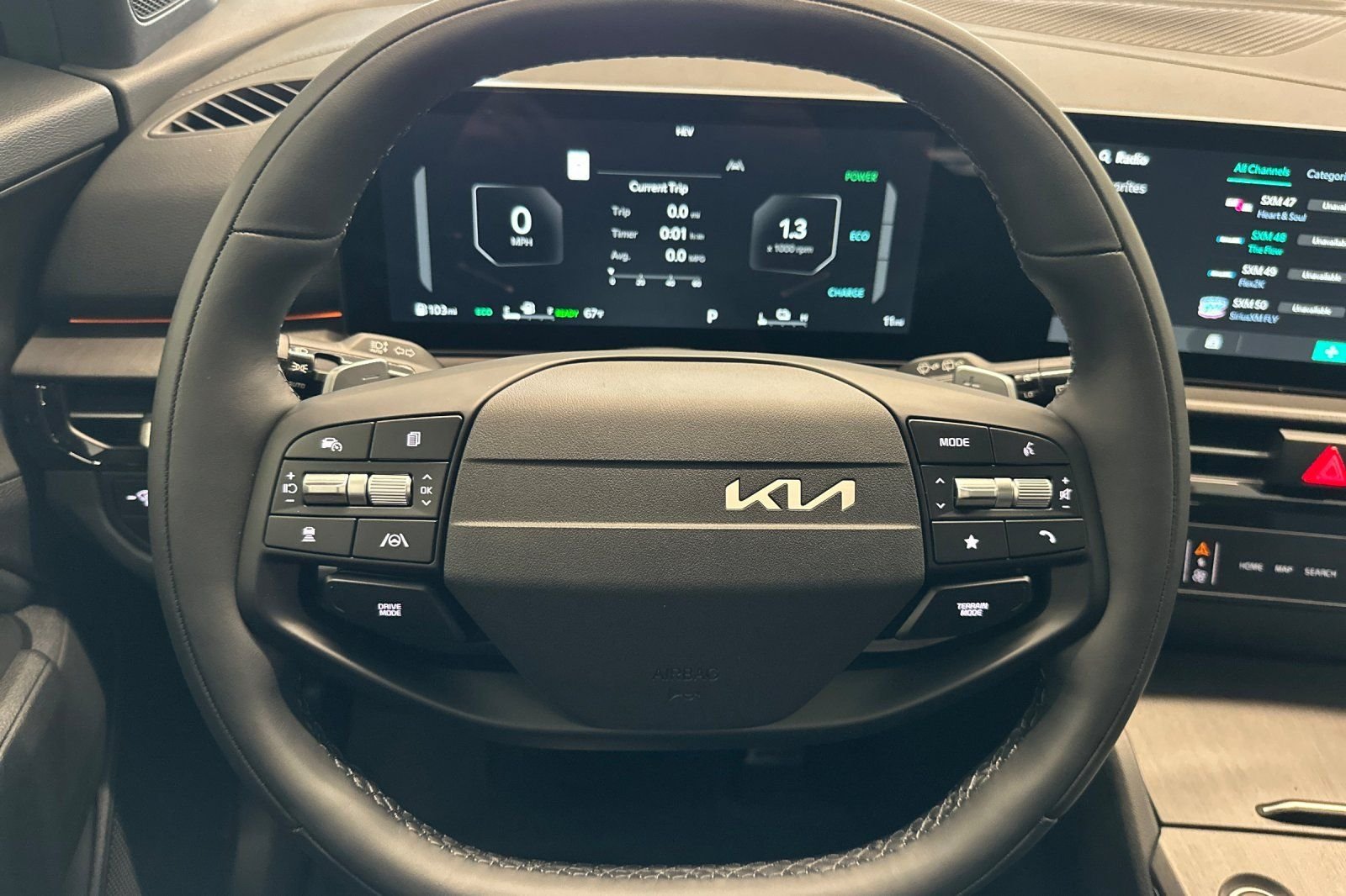 New 2026 Snow White Pearl Kia X-Line Prestige image 20