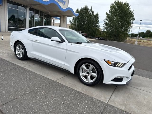 Used 2016 Ford Mustang V6 with VIN 1FA6P8AM3G5336931 for sale in College Place, WA
