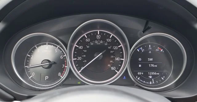 Certified Used 2023 White Mazda 2.5 S Preferred Package image 13