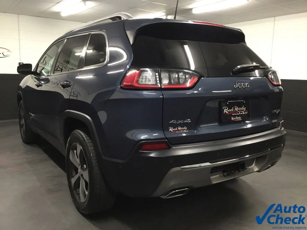 Used 2019 Blue Jeep Limited image 8