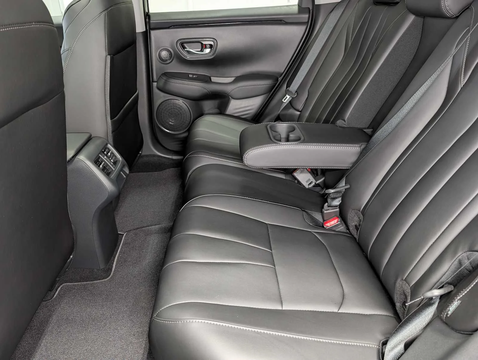 New 2026 Urban Gray Pearl Acura  image 21