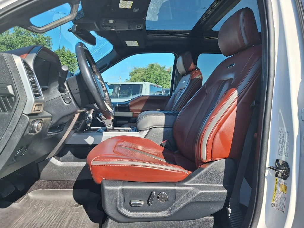 Certified Used 2019 White Platinum Clearcoat Metallic Ford Platinum image 12