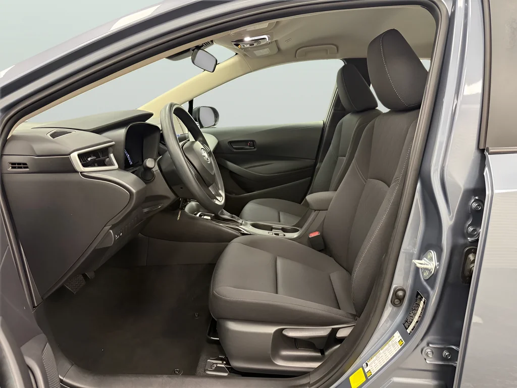 Used 2026  Toyota LE image 12
