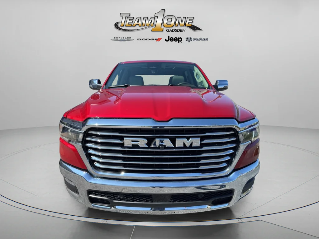 New 2026 Molten Red Pearl-Coat Exterior Paint RAM Laramie image 4