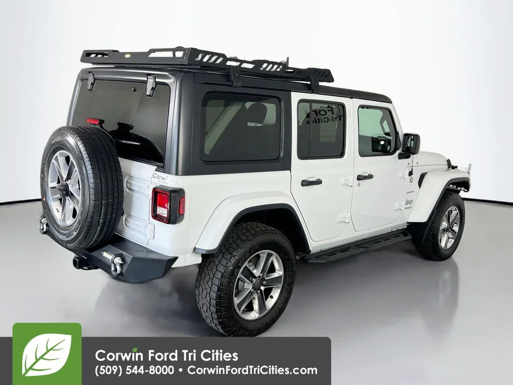 Used 2019 Bright White Clearcoat Jeep Unlimited Sahara image 15