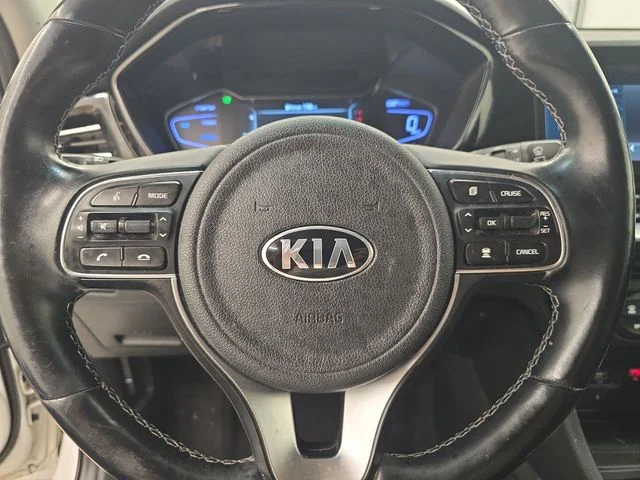 Used 2020 Snow White Pearl Kia EX Premium image 30