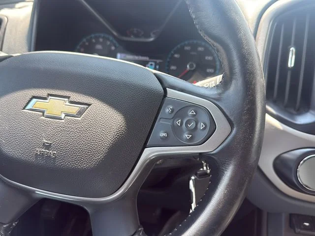 Used 2017 Red Chevrolet Z71 image 16