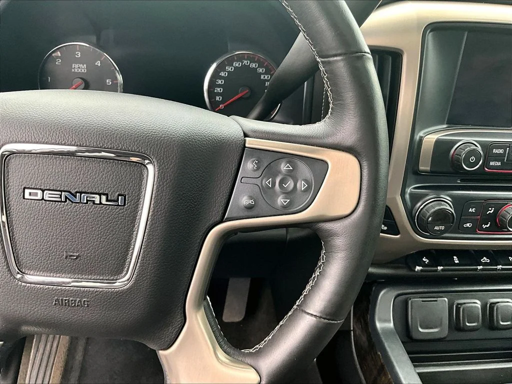 Used 2015 Black GMC Denali image 20