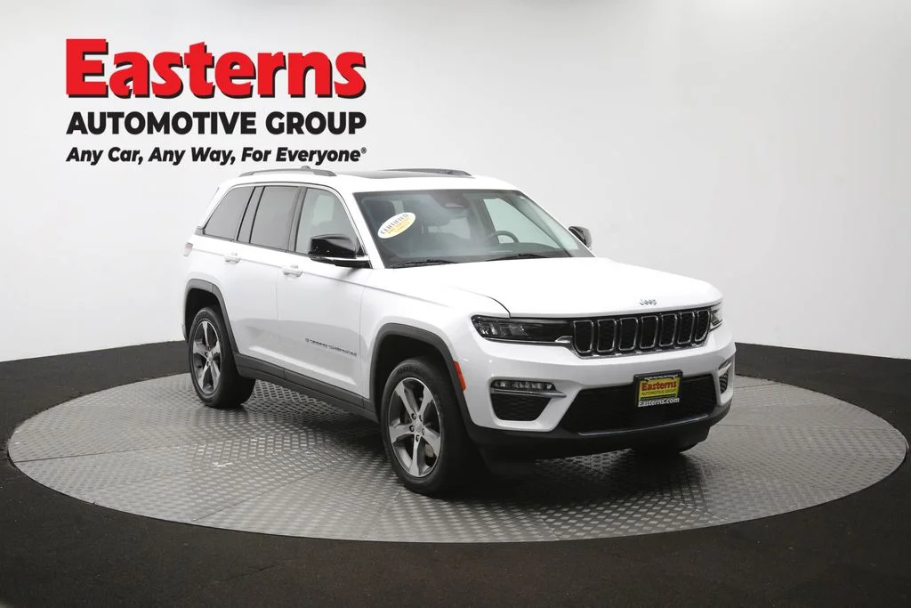 Used 2023 White Jeep 4xe image 53