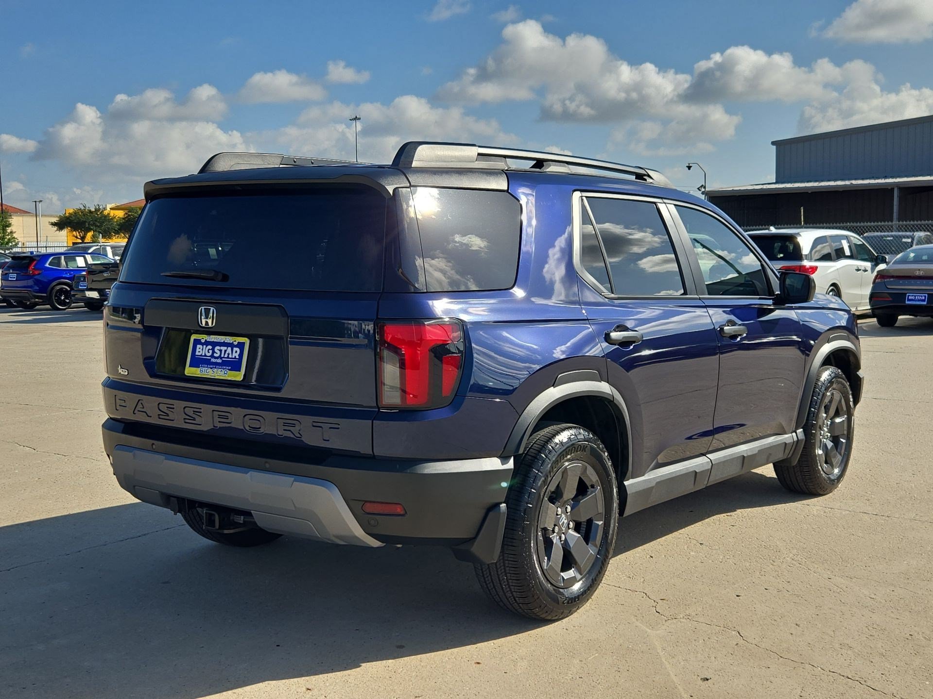 Certified Used 2026 Obsidian Blue Pearl Honda RTL image 3