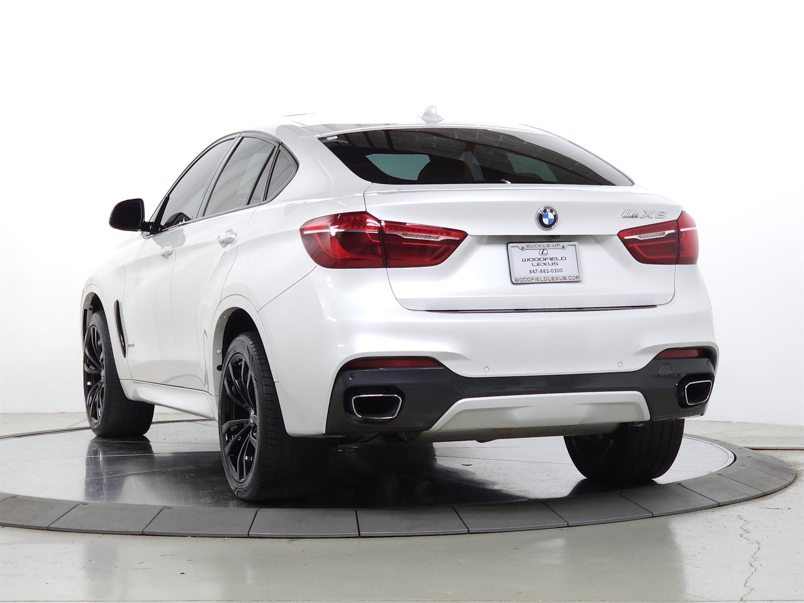 Used 2019 White BMW xDrive35i image 6