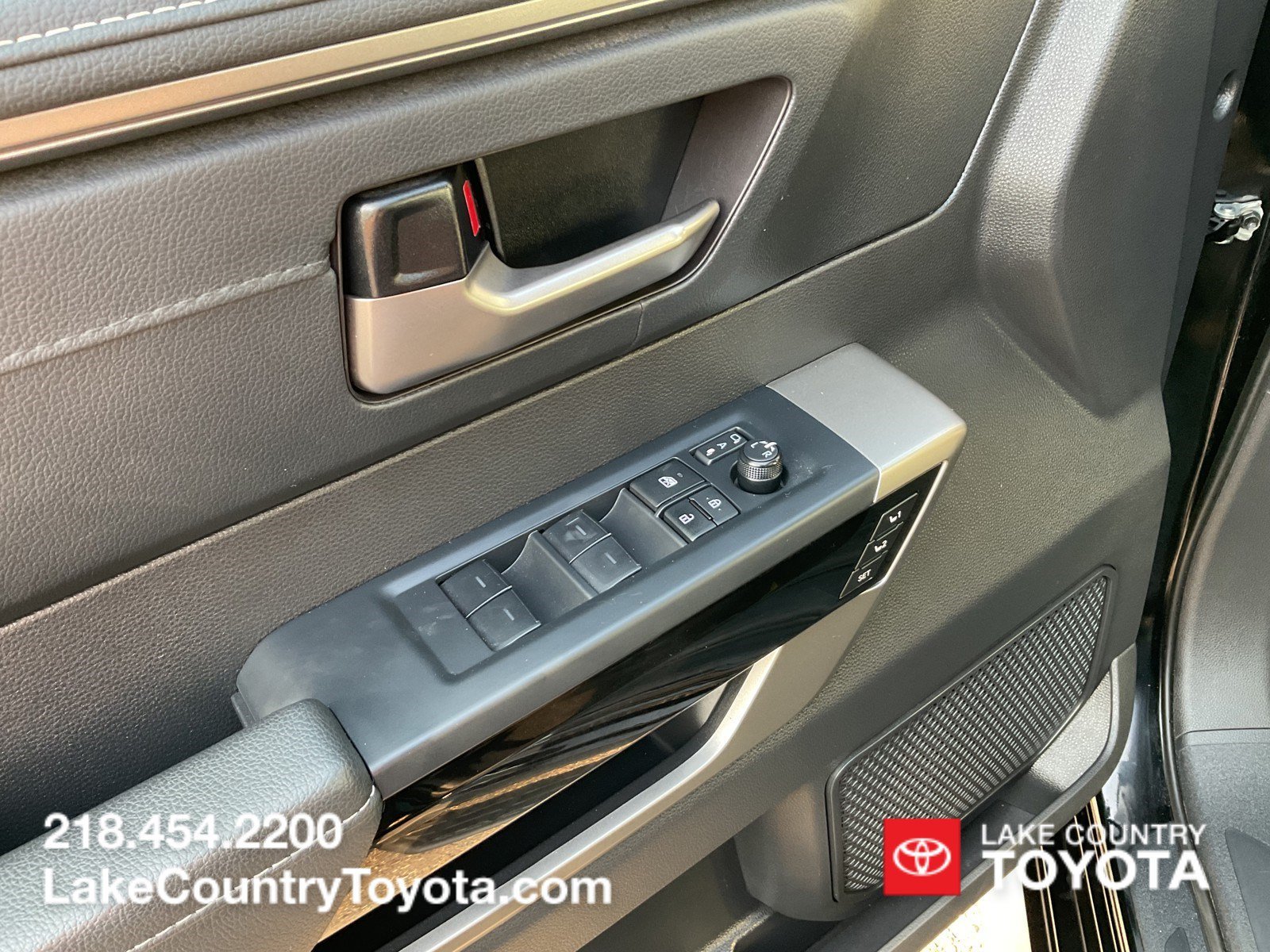 2026 Toyota Tundra Limited - Photo 24