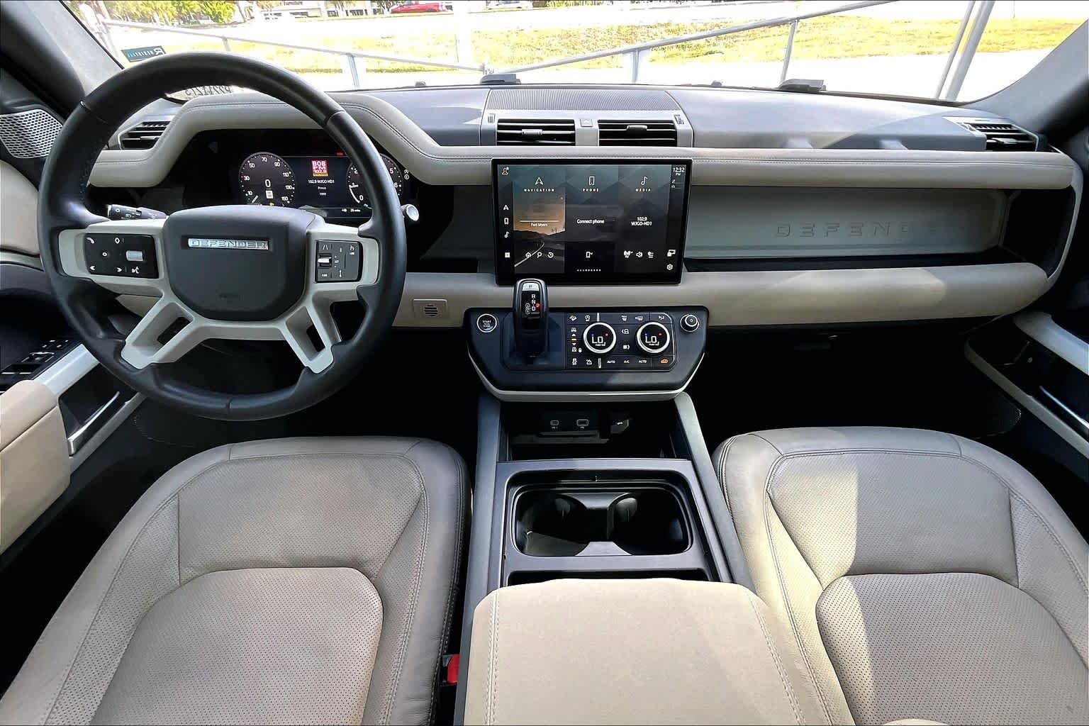 Used 2023 Pangea Green Metallic Land Rover SE image 16