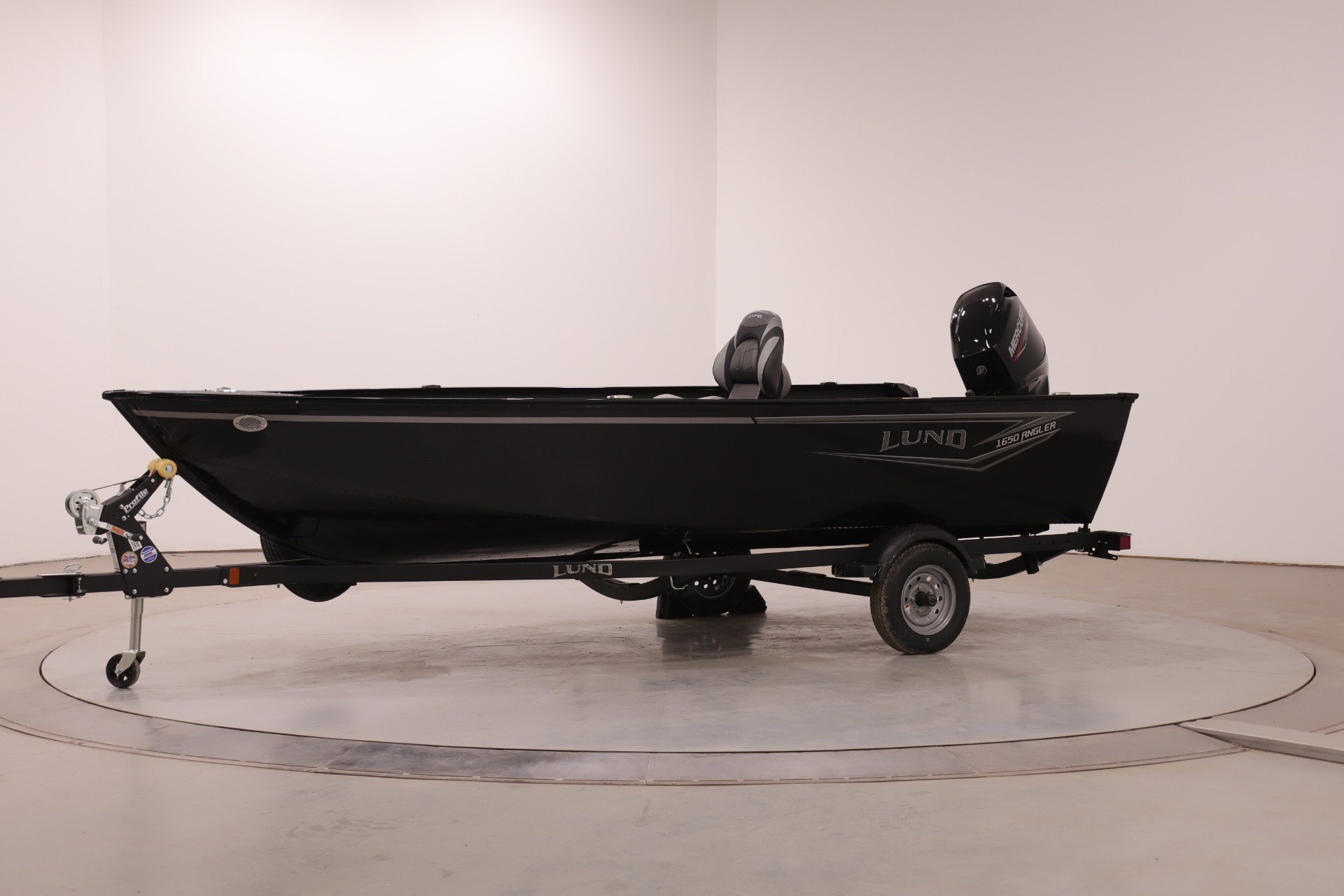 New 2027  LUND  image 39