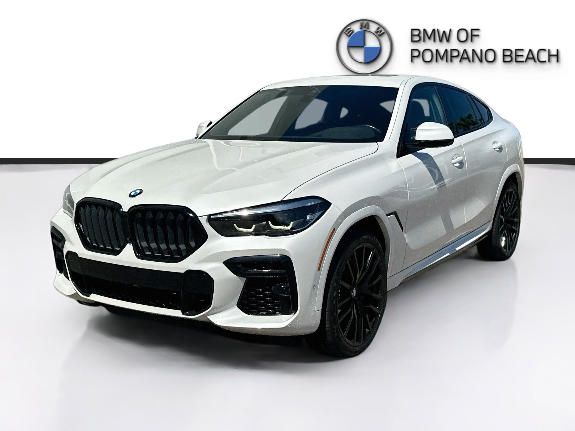 Certified Used 2023 Mineral White Metallic BMW xDrive40i image 3