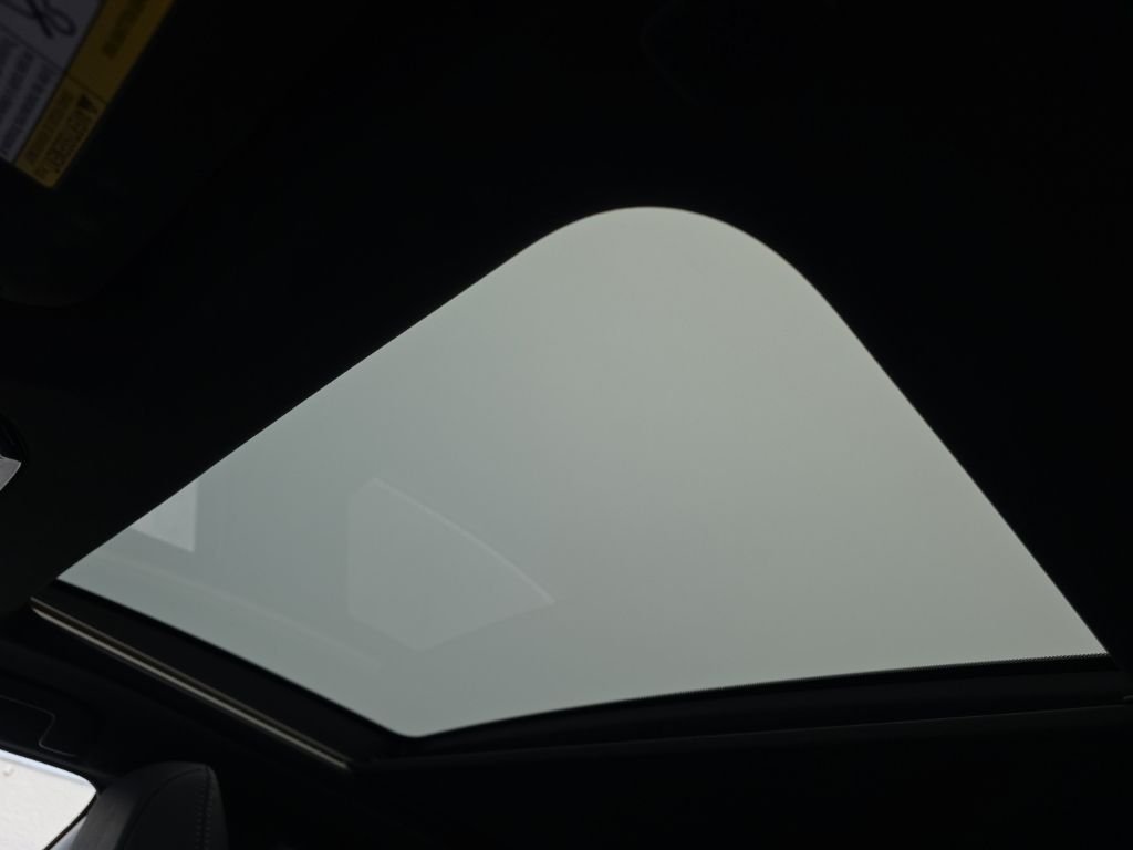 Certified Used 2023  Toyota Limited image 2