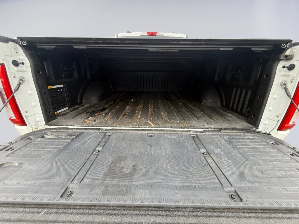 Used 2022 White Ford  image 20