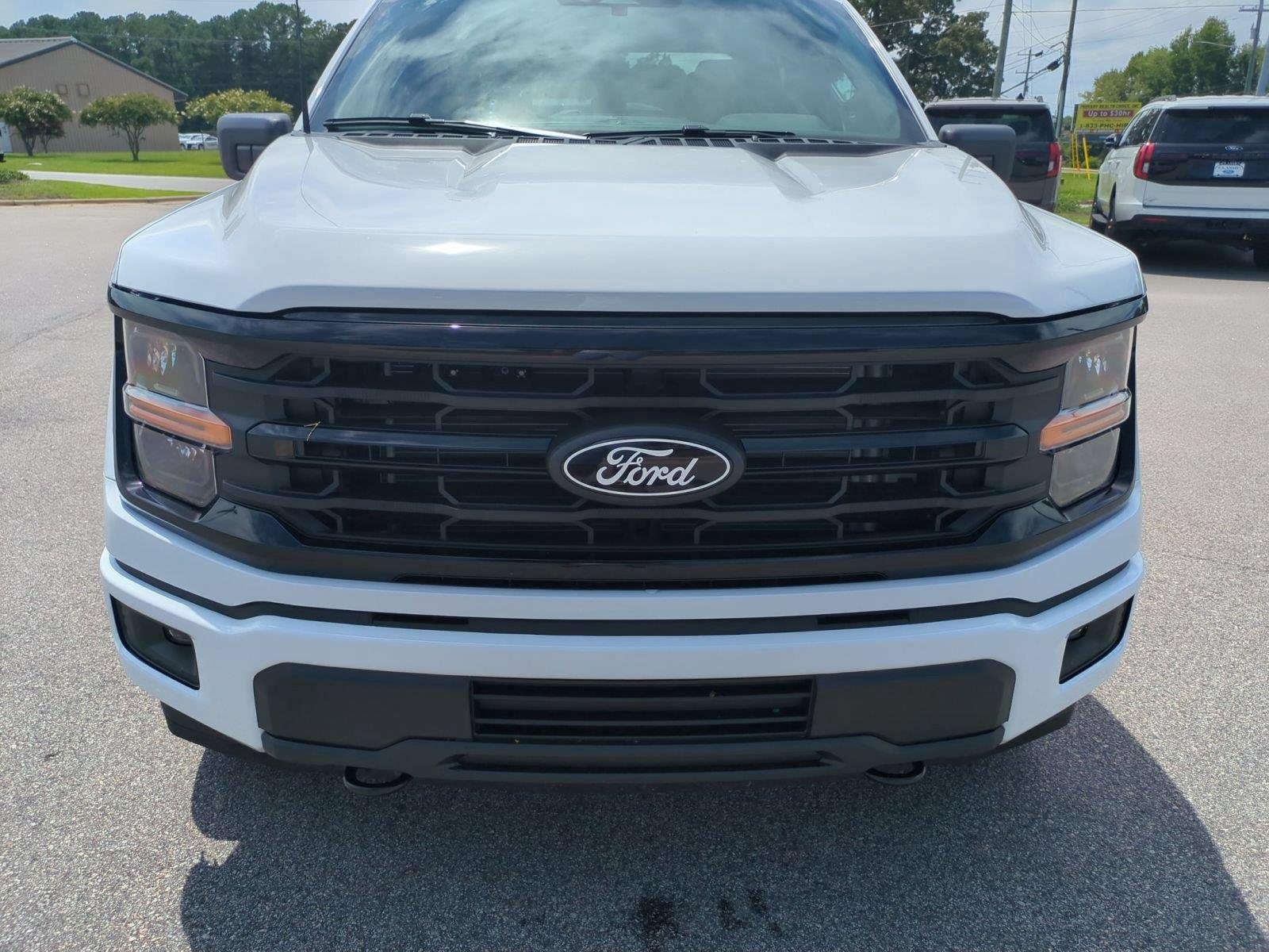 New 2026 Oxford White Ford XLT image 14