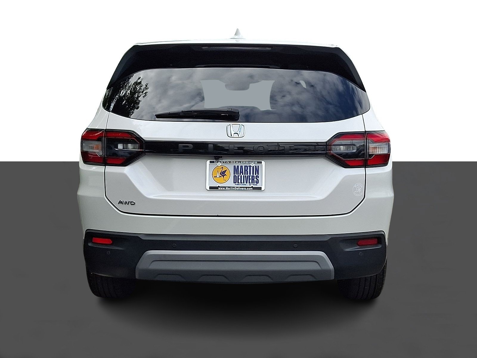 Used 2024 Platinum White Pearl Honda EX-L 8 Passenger image 5