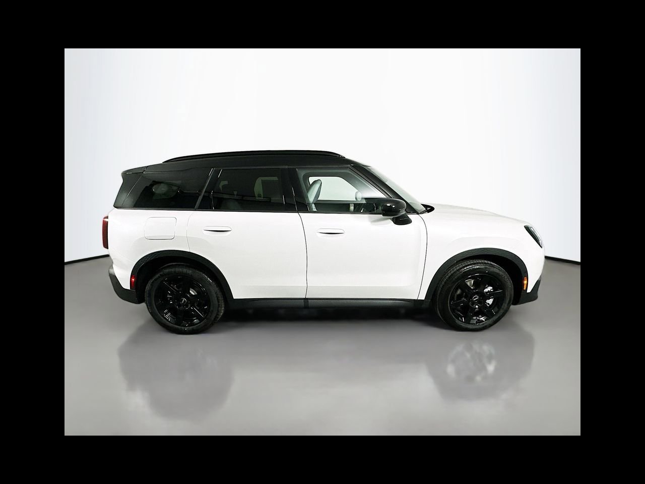 New 2027 Nanuq White Metallic MINI OXFORD EDITION image 4