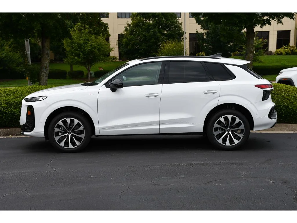 New 2026 Arkona White Audi S line image 7